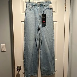 Levi’s High Loose Jeans